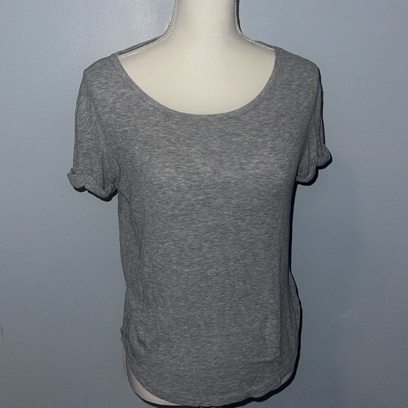 H&M basics size xs gray T-shirt - Picture 1 of 7